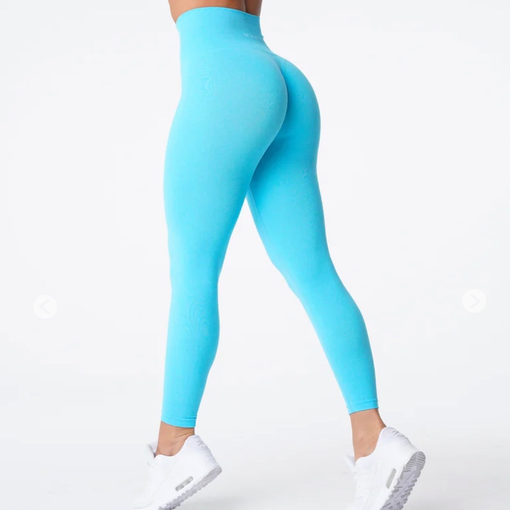 Aqua NVGTN Seamless Leggings
